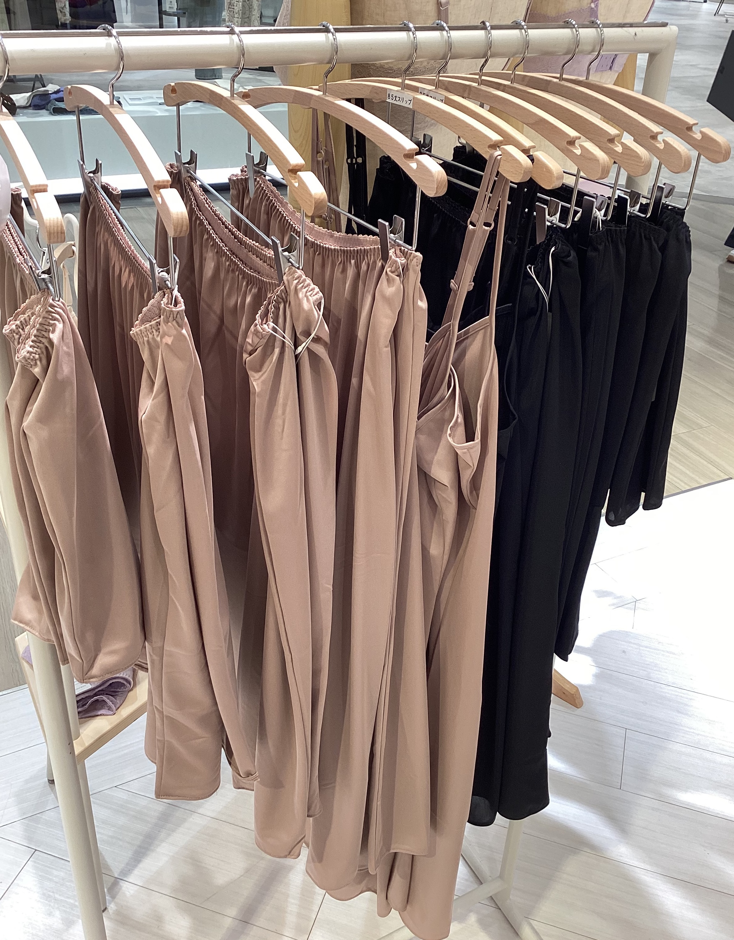 お洋服を綺麗に✨ランジェリー │ウン ナナ クール │ ショップブログ