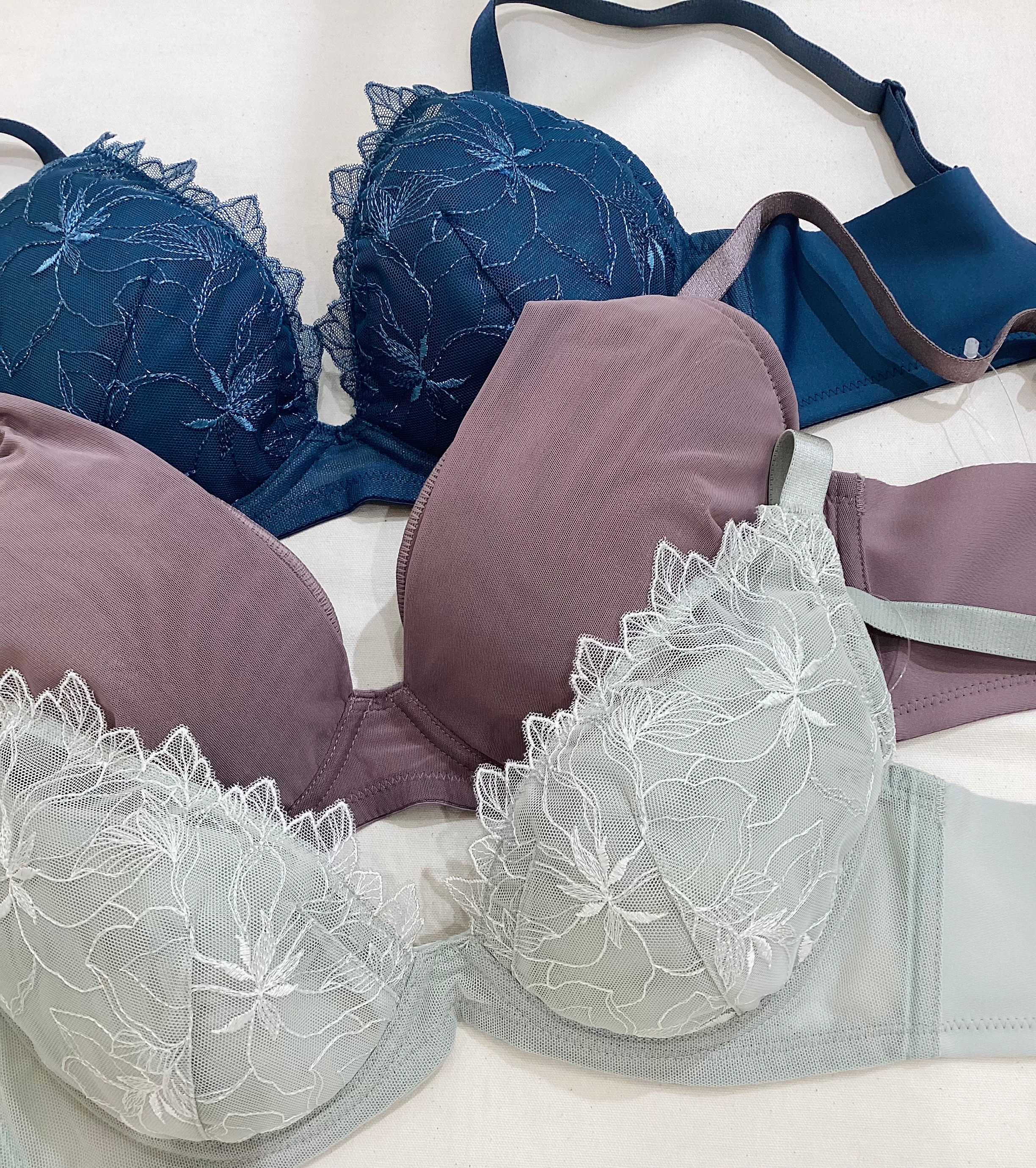 小さく見せるブラ ミニマイザーブラ │ウン ナナ クール │ ショップ