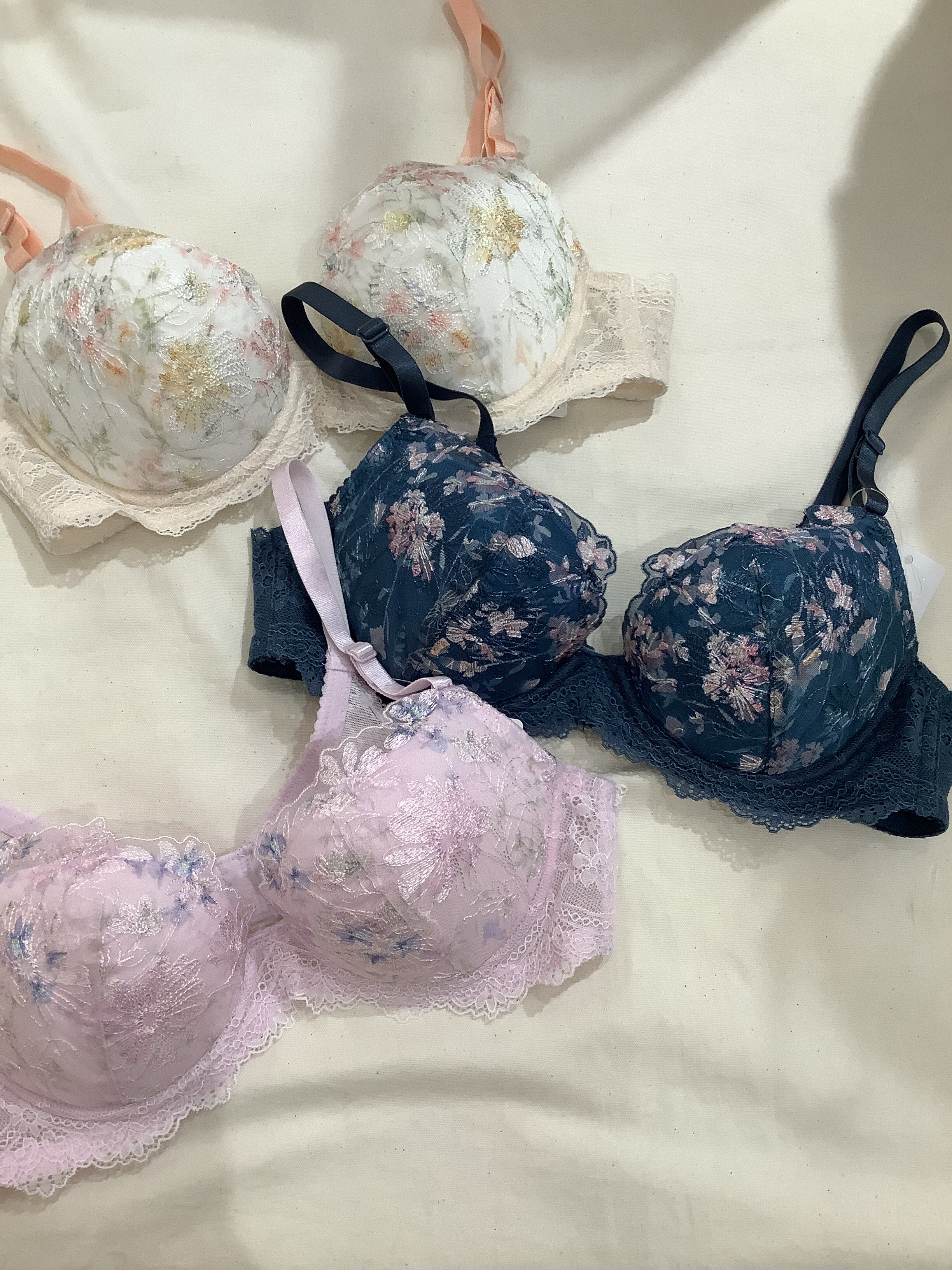 可愛くて人気なアクセントブラジャー │ウン ナナ クール │ ショップ