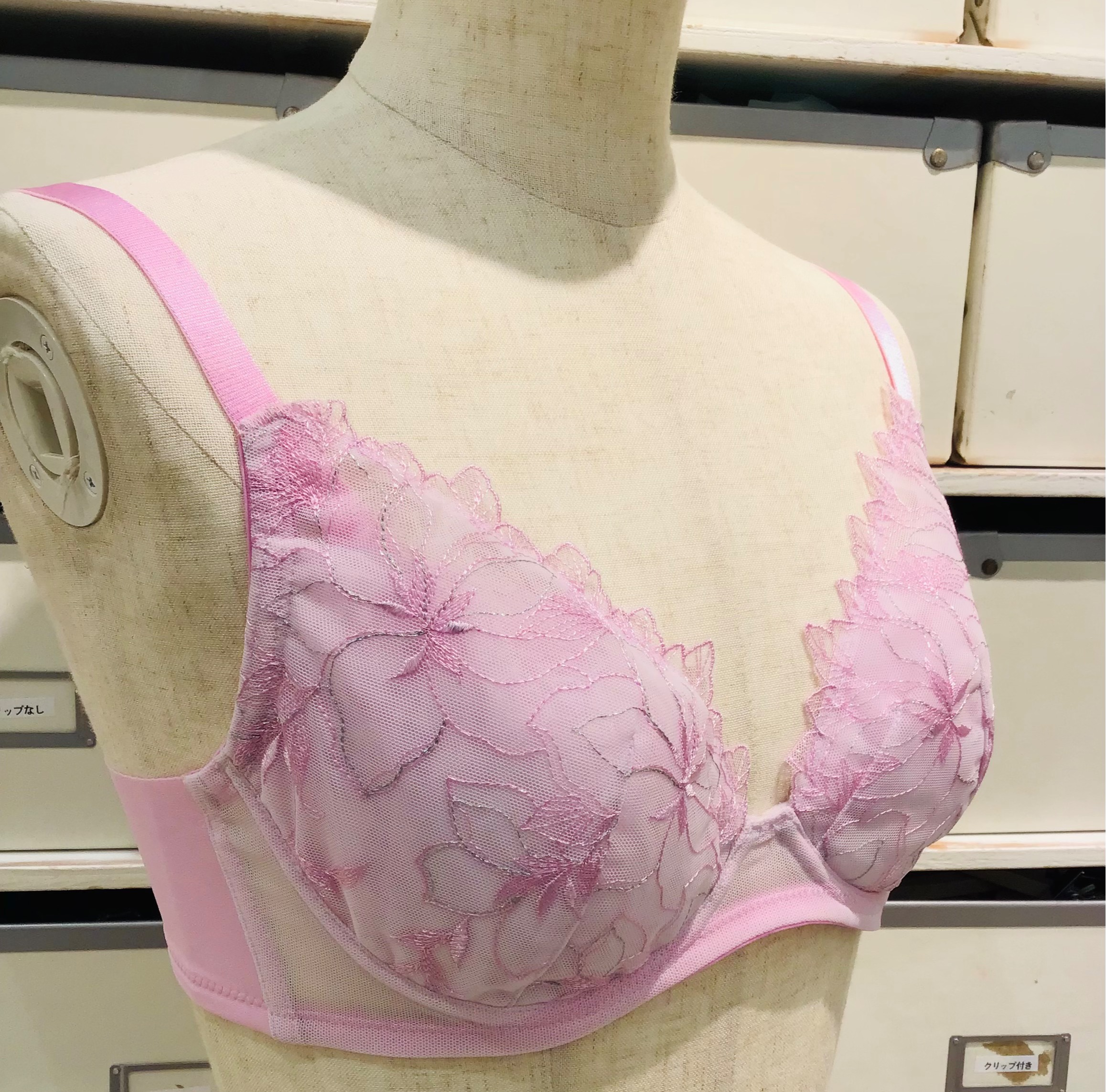 再マークダウン⤵️小さく見せるブラ │ウン ナナ クール │ ショップ