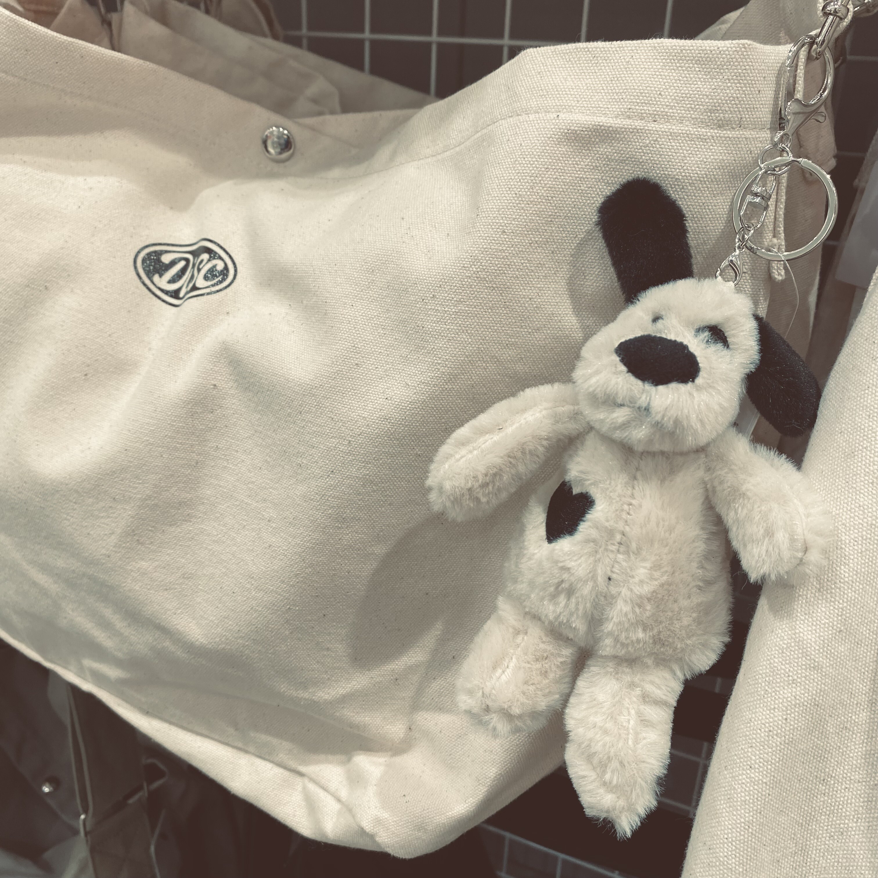 可愛さ爆発❣️ぬいぐるみキーホルダー🐶🤍 │WEGO │ ショップ