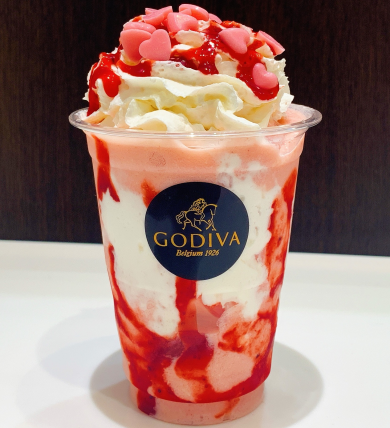 \インスタ映え間違いなし！？/  ハート形のチョコレートをトッピング！バレンタイン限定ショコリキサー♡