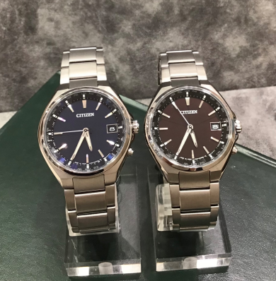 【CITIZEN ATTESA】ビジネスシーンにおすすめの3針・デイト表示付きモデル