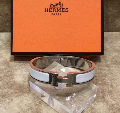 【ヴィンテージ】HERMESブレスレットをご紹介！