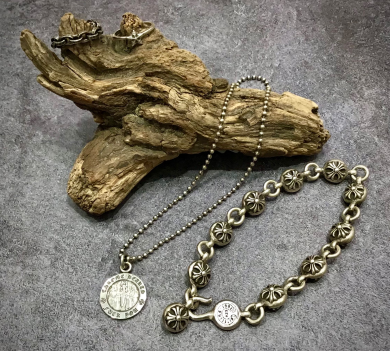 【USED CHROME HEARTS】アクセサリーをご紹介！part.2