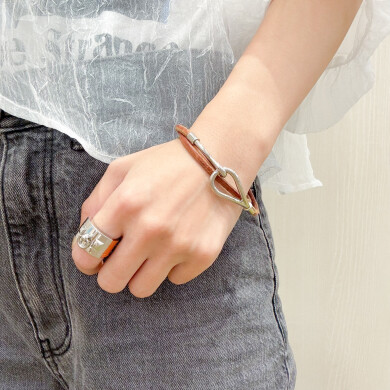 【チックタック  】ヴィンテージエルメスアクセ入荷！