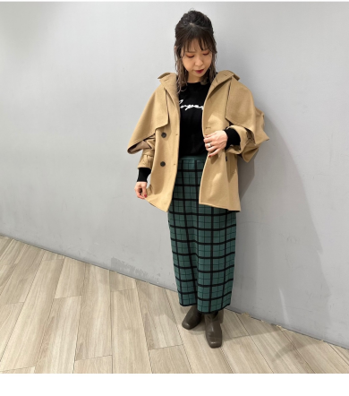 troisからケープカラーコート入荷✨