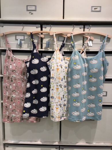 【パット付きキャミソール】MOOMINコラボ商品