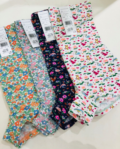 《母の日》ＭＡＤＥ　ＷＩＴＨ　ＬＩＢＥＲＴＹ　ＦＡＢＲＩＣ　