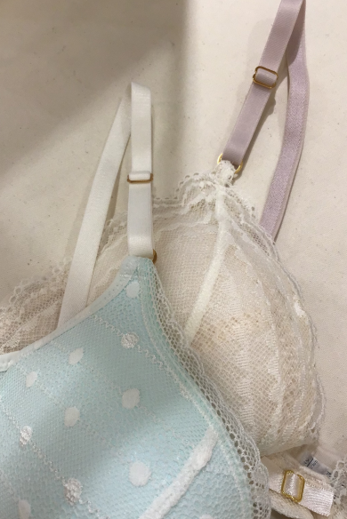調整楽ちん✨ストラップが前にあるワイヤーブラジャー✨