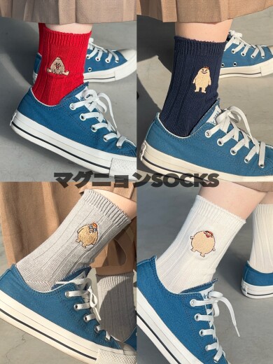 ✨マグニョン刺繍ソックス発売決定✨