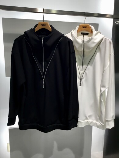 ☆新作レイヤーＺＩＰフーディ☆