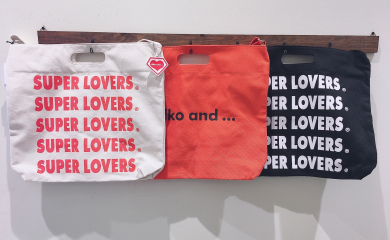 “SUPER LOVERS”とのコラボバッグ♡