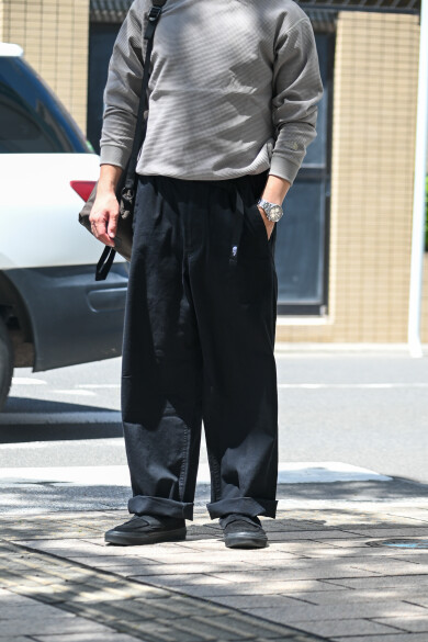チノパンツ
