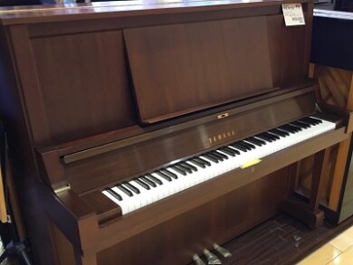 中古ピアノ展示中！