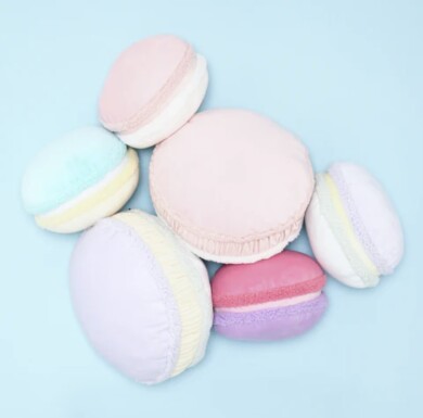 【期間限定値下げ】キュートなマカロンクッション🍭