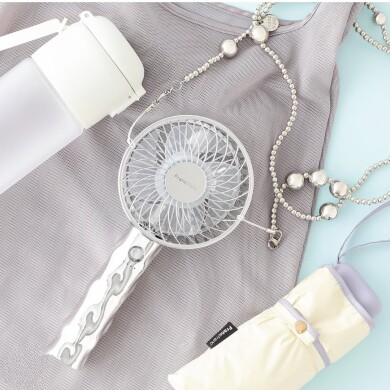 【NEW】これからの季節に☀️Francfrancのハンディファン🍃