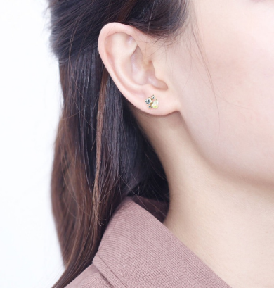 オパールピアス✨