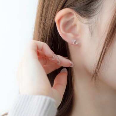 シルバー ロジウムメッキ キュービックジルコニア 星座 ピアス（さそり座） 