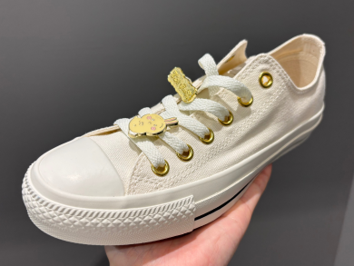 CONVERSEちいかわスニーカー🤍