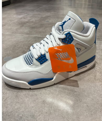 AJ4