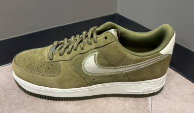 AIR FORCE 1 '07 LV8