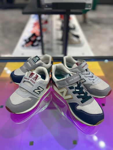 NBマルチカラー👟✨
