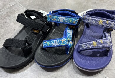 Teva  kidsサンダル👧