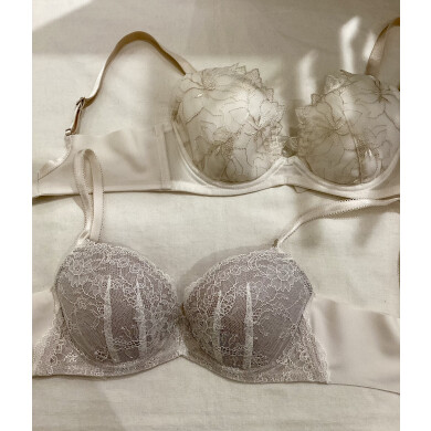 ブラジャーを変えてシルエットチェンジ✨