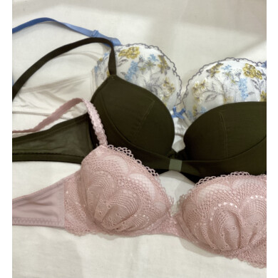 お財布にも優しい👛プチプラワイヤーブラジャー🥰