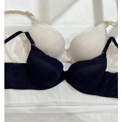 シンプルなブラジャー、ご案内増加中⤴️