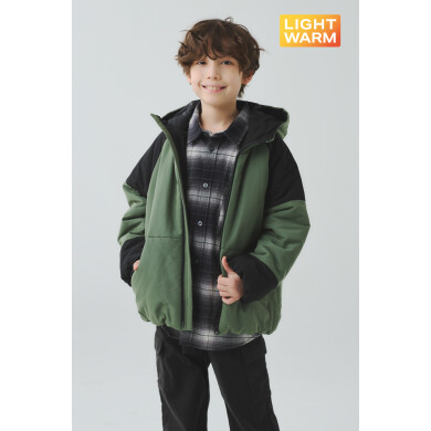 kids boy👦大人気軽量アウターのご紹介