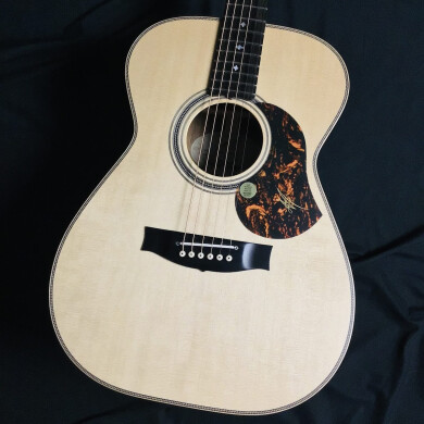Maton EBG808 ARTISTのご紹介♪