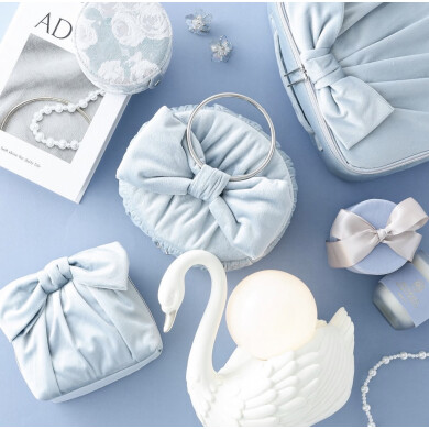 【NEW】メイクアイテムから秋を先取り🍂気分が高まるアイテムをご紹介🎀🦢