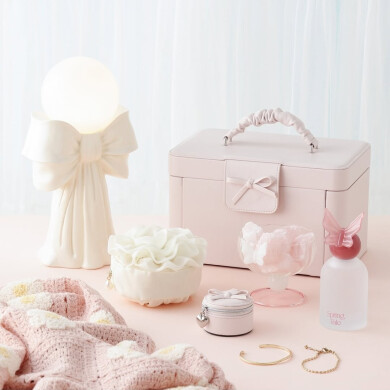 【NEW】メイクスペースにも春を取り入れよう👒🌷⸒⸒