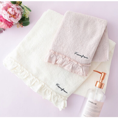 【SALE】ダブルフリルとロゴがワンポイントの可愛いタオルʚ🎀ɞ