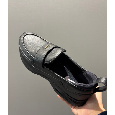 【新作】NIKE ローファー✨