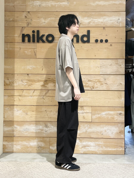王道きれいめシャツスタイル
