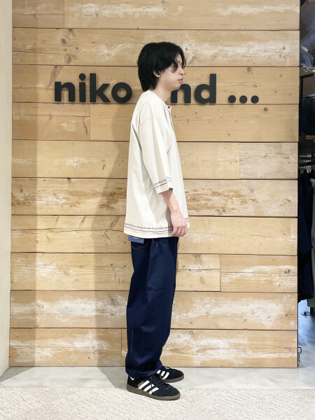 ラフに休日スタイル