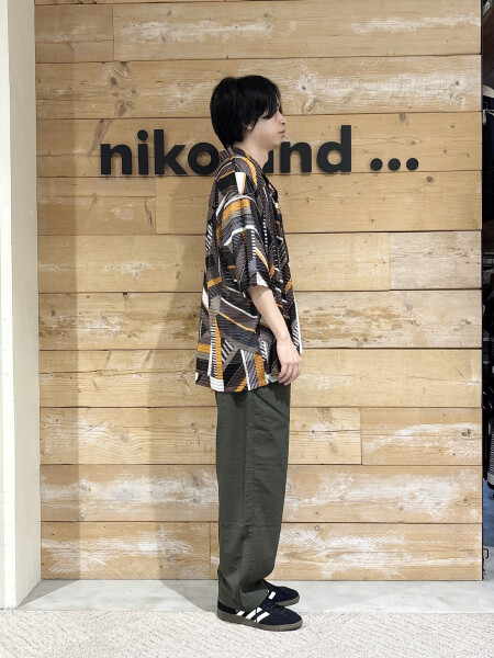 幾何学柄で雰囲気◎コーデ