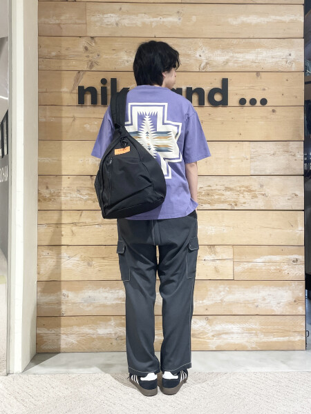 Tシャツ1枚でカッコよく着こなす
