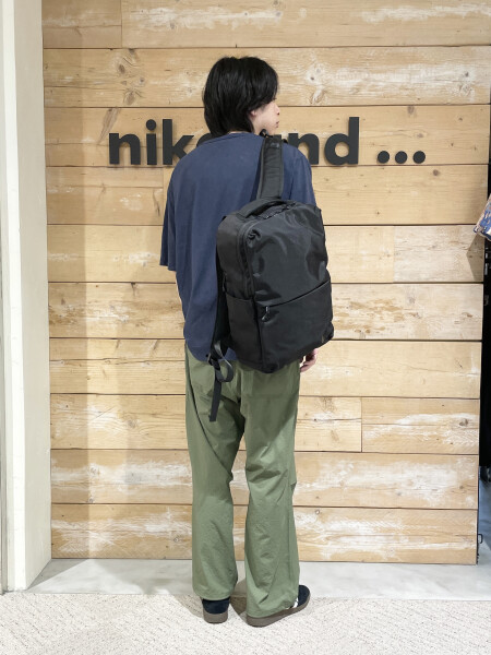 カレッジロゴ✖️カーキ🇺🇸