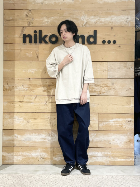 ラフに休日スタイル